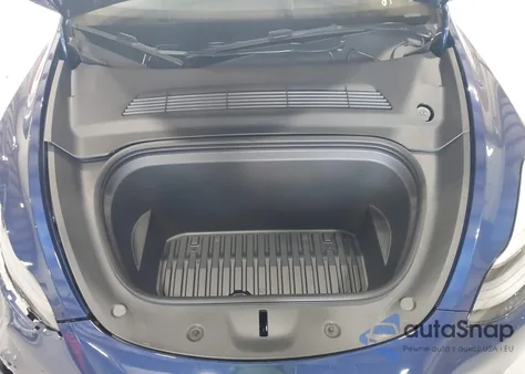 2023 Tesla Model Y Awd/Long Range Dual Motor All-Wheel Drive from USA, damaged, VIN 7SAYGDEE9PF889132